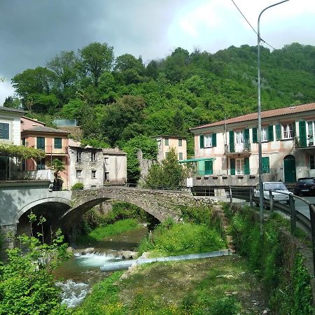 Appartamento Arredato Uso Turistico "La Nocciola" Mezzanego ภายนอก รูปภาพ